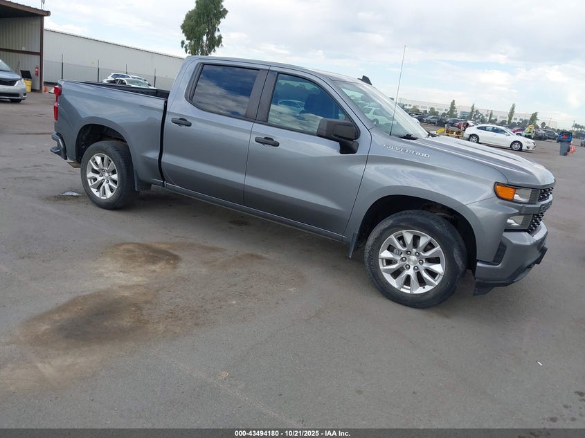 CHEVROLET SILVERADO 1500 2WD SHORT BED CUSTOM