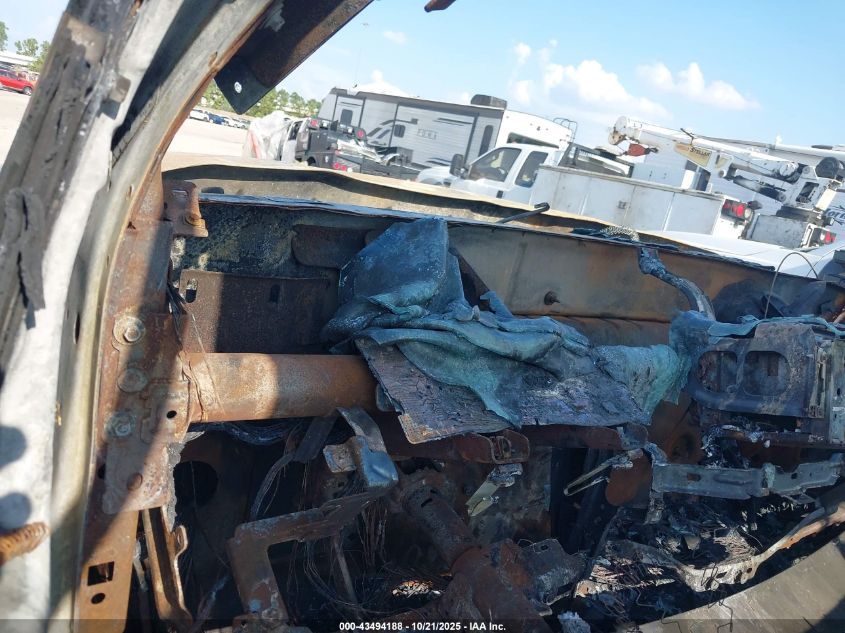 2011 Ford F-550 Chassis Xlt VIN: 1FDUF5GY1BEB78235 Lot: 43494188