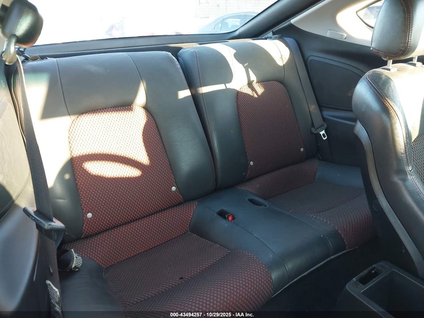 2006 Hyundai Tiburon Gt/Gt Limited/Se VIN: KMHHN65F16U190831 Lot: 43494257