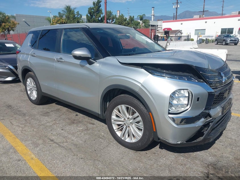 MITSUBISHI OUTLANDER ES 2.5 S-AWC