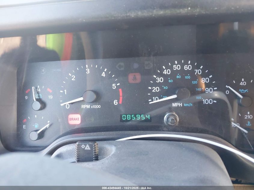 2000 Jeep Wrangler Sport VIN: 1J4FA49S3YP800890 Lot: 43494445