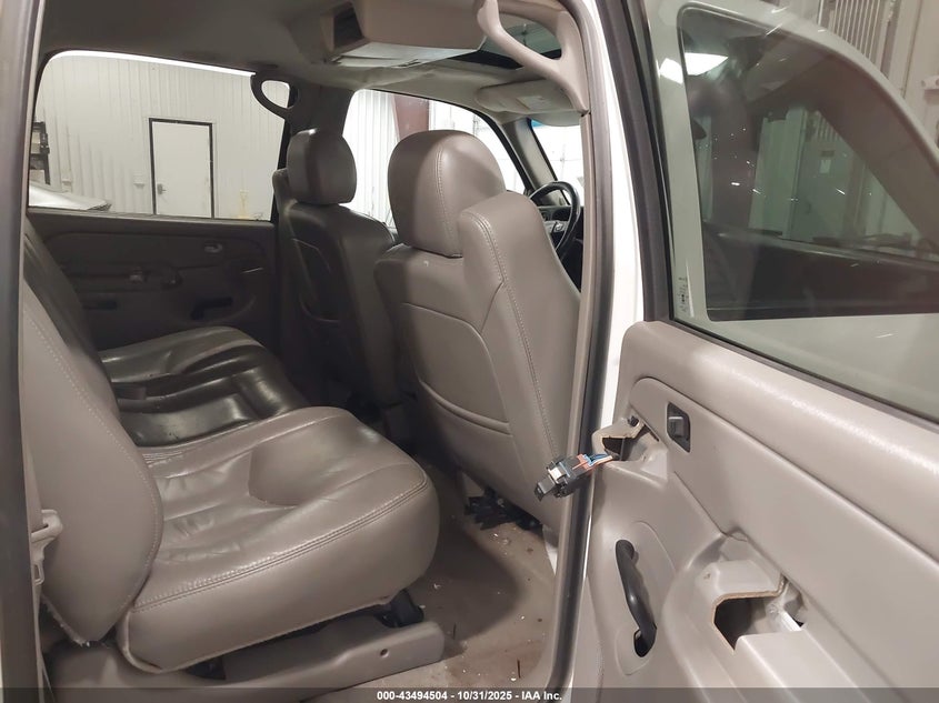 2004 Chevrolet Suburban 1500 Z71 VIN: 3GNFK16Z24G253961 Lot: 43494504