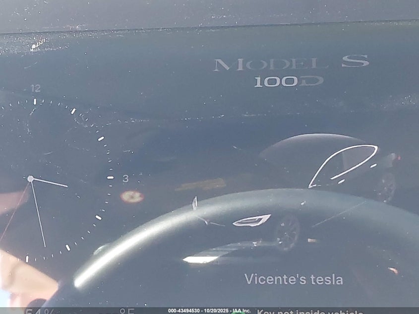 2019 Tesla Model S 100D/75D/Long Range/Standard Range VIN: 5YJSA1E25KF307383 Lot: 43494530