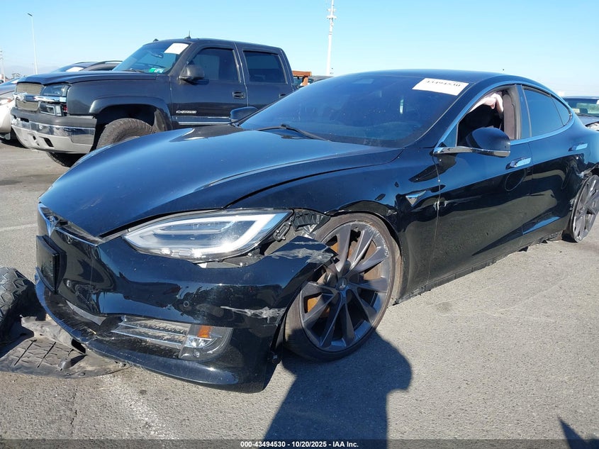 2019 Tesla Model S 100D/75D/Long Range/Standard Range VIN: 5YJSA1E25KF307383 Lot: 43494530