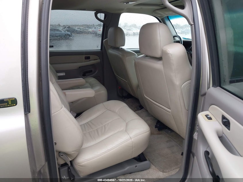 2002 Chevrolet Suburban 1500 Lt VIN: 1GNFK16Z62J137108 Lot: 43494567