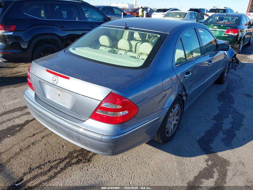 WDBUF65J93X111516 2003 MERCEDES-BENZ E-KLASSE photo no. 4