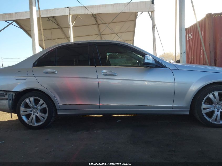 2008 Mercedes-Benz C 300 Luxury/Sport VIN: WDDGF54X18F068520 Lot: 43494635