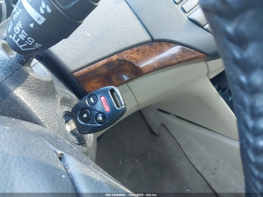 1HGCP26838A098983 2008 HONDA ACCORD photo no. 11