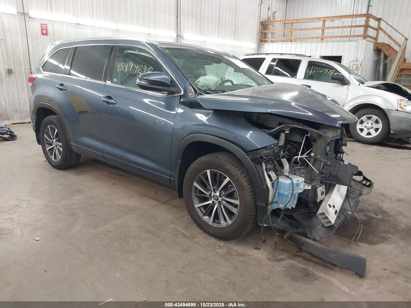 2017 TOYOTA HIGHLANDER XLE - 5TDJZRFH0HS448369