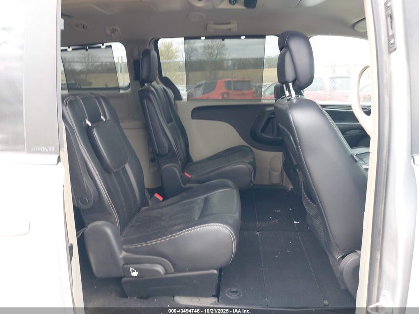 2012 Chrysler Town & Country Touring-L VIN: 2C4RC1CG8CR143723 Lot: 43494746