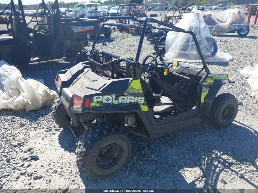 RF3YAV172JT023657 2018 POLARIS RZR photo no. 4
