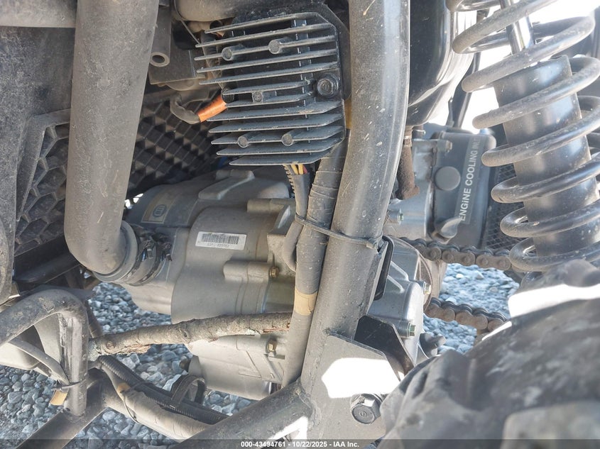RF3YAV172JT023657 2018 POLARIS RZR photo no. 9