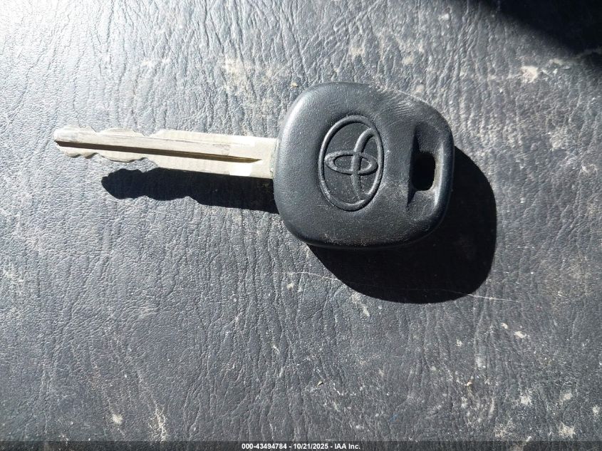 2006 Toyota Matrix VIN: 2T1KR32E46C586872 Lot: 43494784