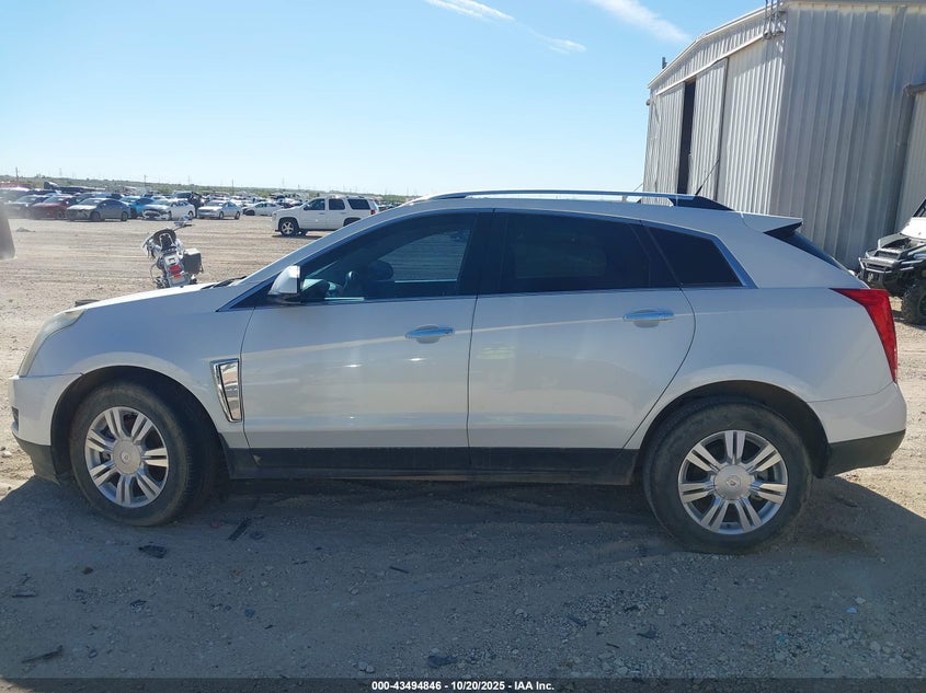 2014 CADILLAC SRX LUXURY COLLECTION 3GYFNBE37ES588256