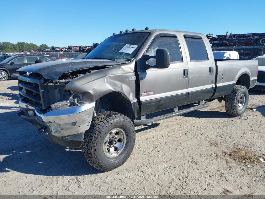 1FTSW31F92ED56898 2002 FORD F350 photo no. 2