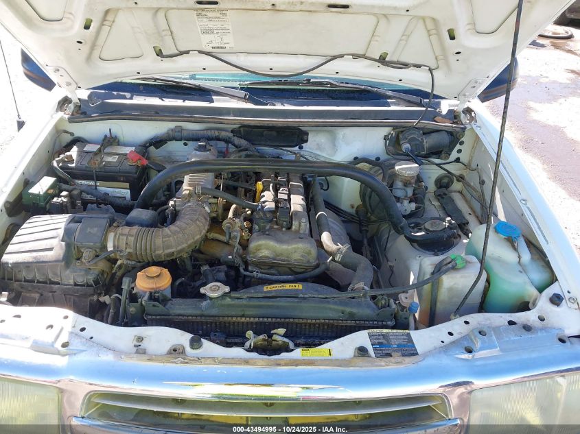 2003 Chevrolet Tracker Hard Top Base VIN: 2CNBJ13C036950979 Lot: 43494995