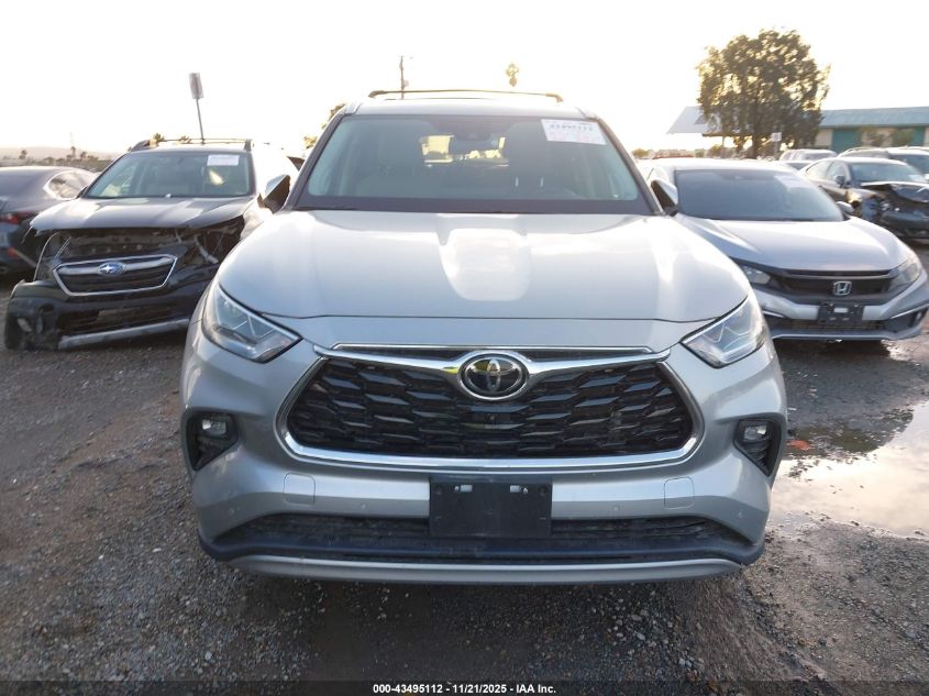 2021 Toyota Highlander Platinum VIN: 5TDFZRAHXMS063733 Lot: 43495112