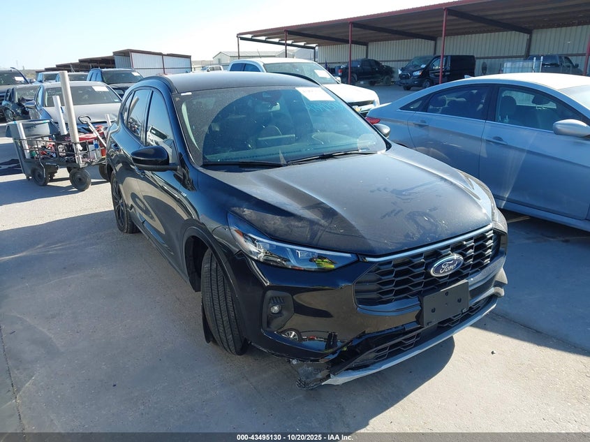 FORD ESCAPE ST-LINE ELITE