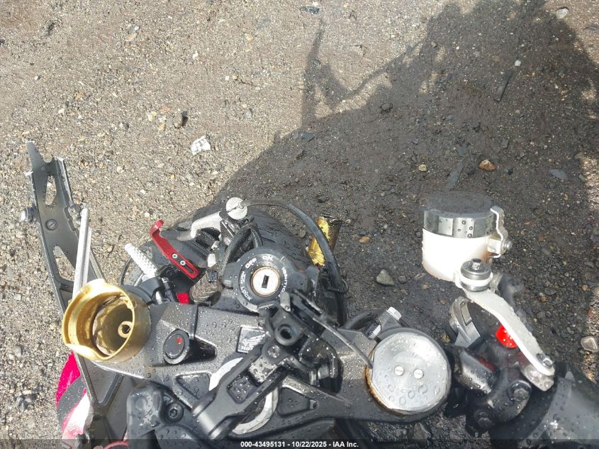 2018 Honda Cbr1000 Rr VIN: JH2SC771XJK100384 Lot: 43495131