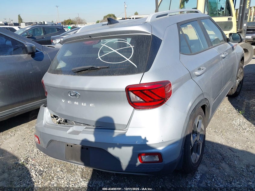 KMHRC8A30MU118517 2021 HYUNDAI VENUE photo no. 4