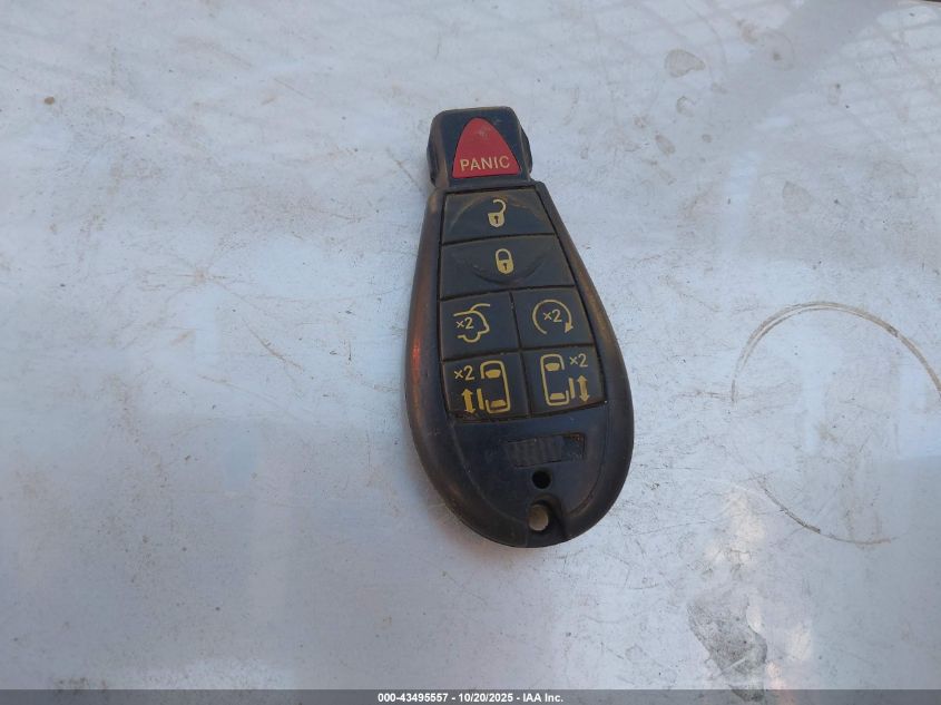 2014 Chrysler Town & Country Touring-L VIN: 2C4RC1CG6ER320871 Lot: 43495557