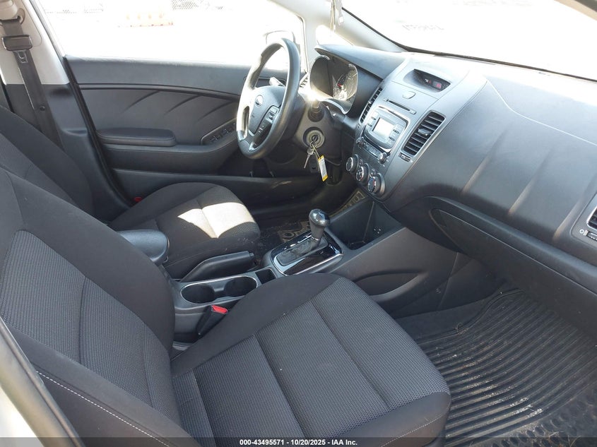 2017 Kia Forte 2.0 Lx Silver Lot 111043495571 Vin 3KPFK4A72HE032765