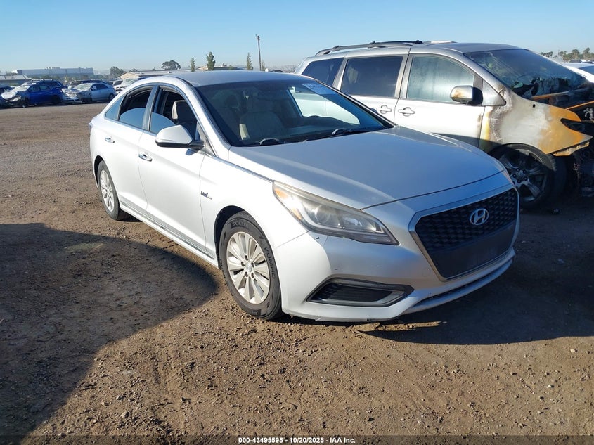 2016 HYUNDAI SONATA HYBRID SE - KMHE24L11GA011679