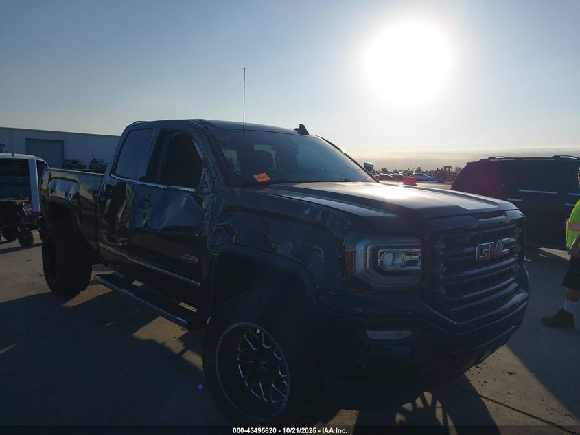 GMC SIERRA 1500 SLT