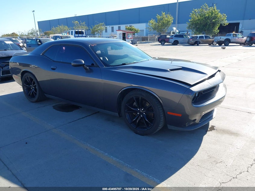 DODGE CHALLENGER SXT PLUS