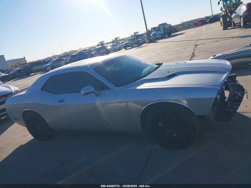 2009 Dodge Challenger Srt8 VIN: 2B3LJ74W39H581814 Lot: 43495723