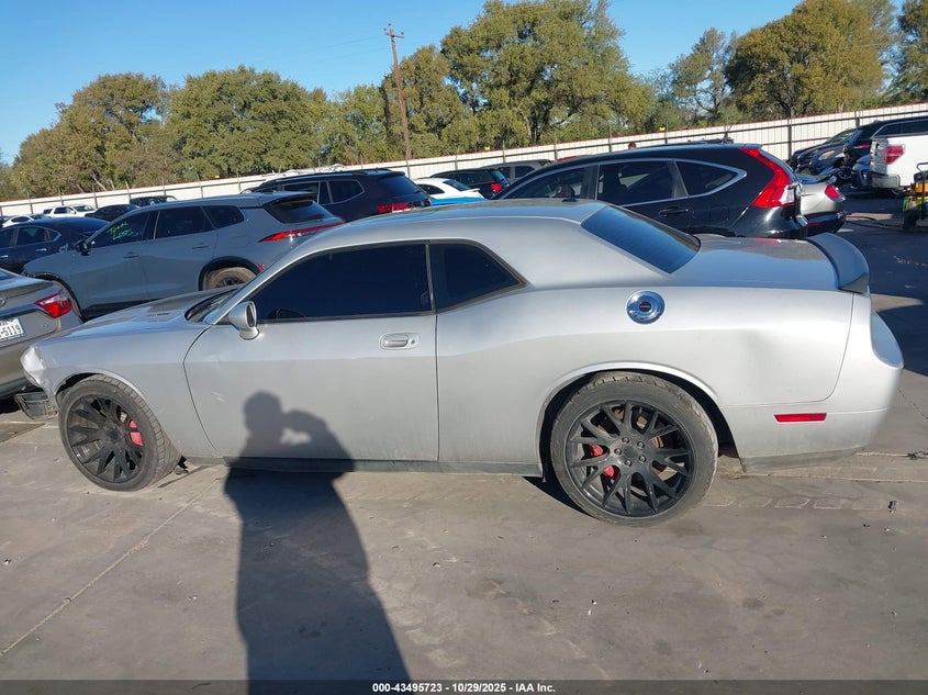 2009 Dodge Challenger Srt8 VIN: 2B3LJ74W39H581814 Lot: 43495723