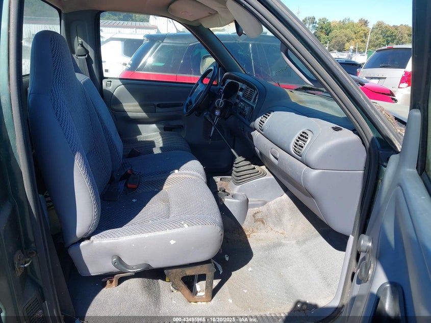 1B7HC16Y9YS590308 2000 DODGE RAM photo no. 5