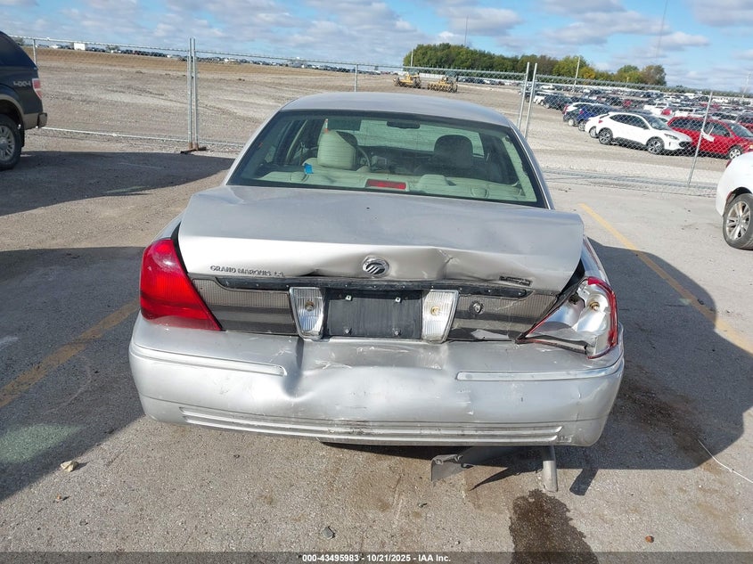 2MEFM75V38X656846 2008 MERCURY GRAND MARQUIS photo no. 6