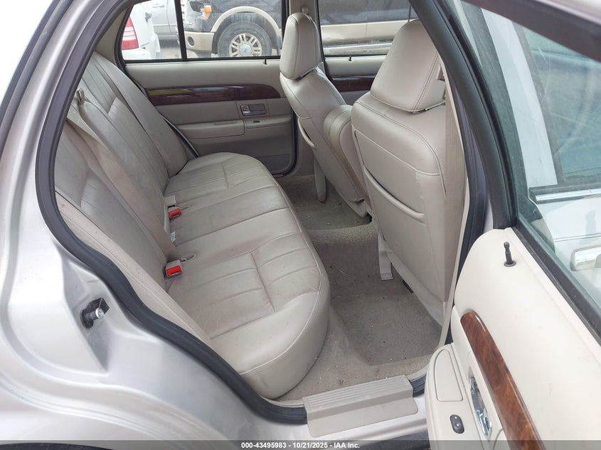 2MEFM75V38X656846 2008 MERCURY GRAND MARQUIS photo no. 8