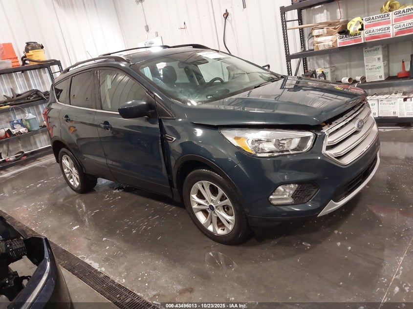 2019 FORD ESCAPE SE - 1FMCU9GD5KUB75981