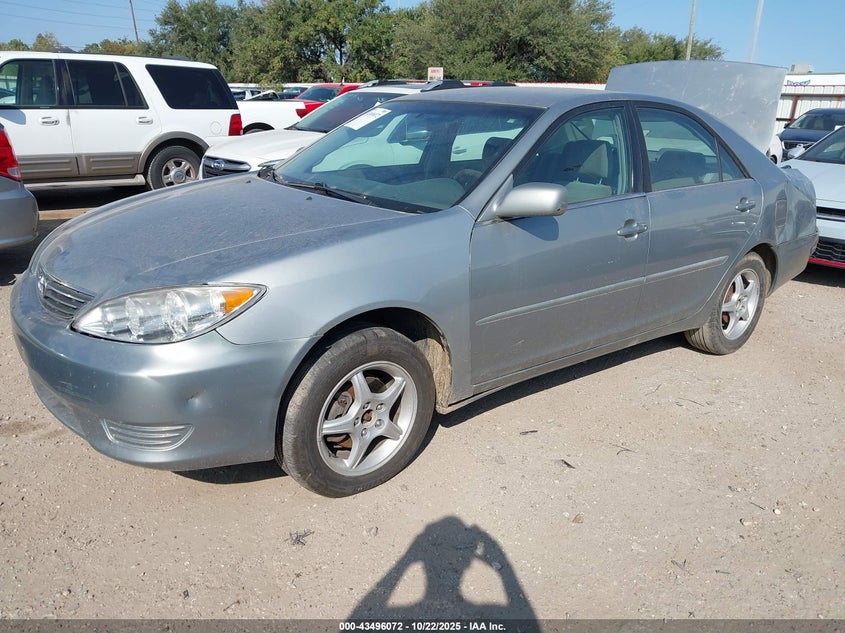 4T1BE30K05U558987 2005 TOYOTA CAMRY photo no. 2