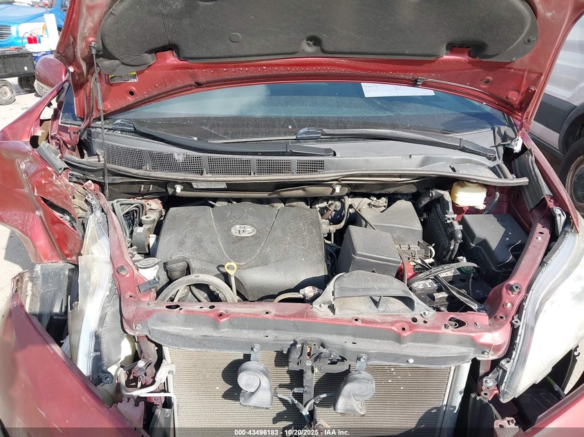 2017 TOYOTA SIENNA LE 8 PASSENGER 5TDKZ3DC7HS888145