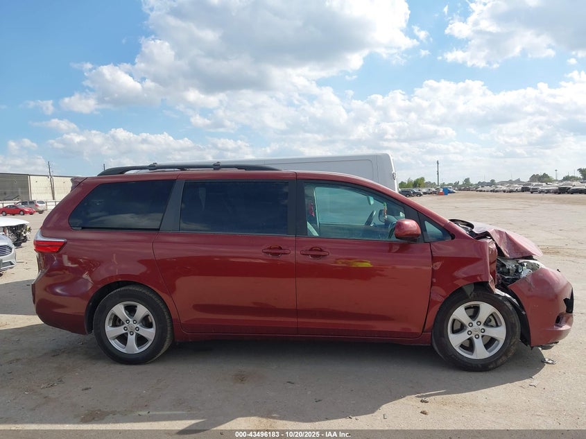 2017 TOYOTA SIENNA LE 8 PASSENGER 5TDKZ3DC7HS888145