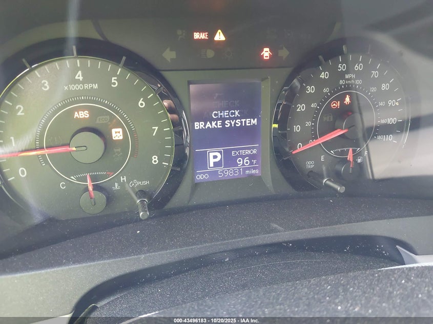 2017 TOYOTA SIENNA LE 8 PASSENGER 5TDKZ3DC7HS888145