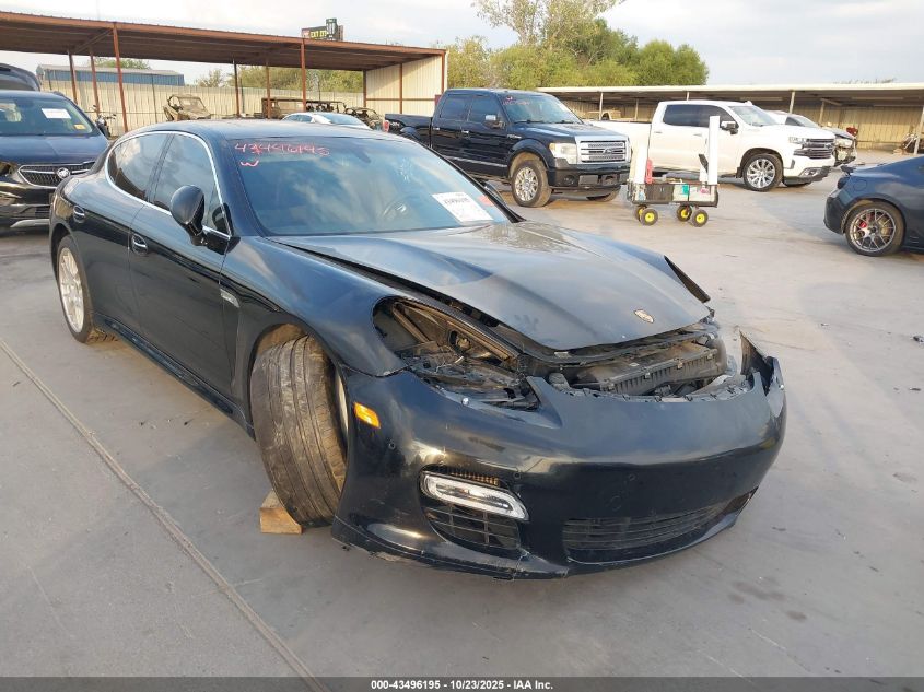 PORSCHE PANAMERA TURBO