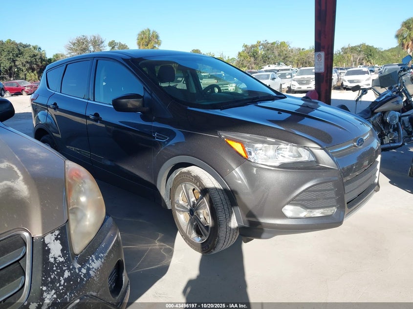 FORD ESCAPE SE