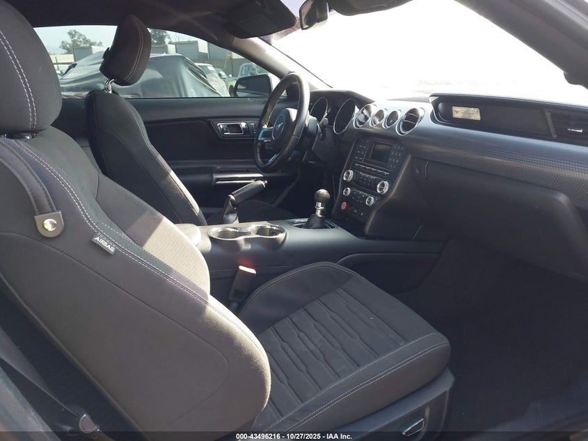 1FA6P8CF8H5330574 2017 FORD MUSTANG photo no. 5