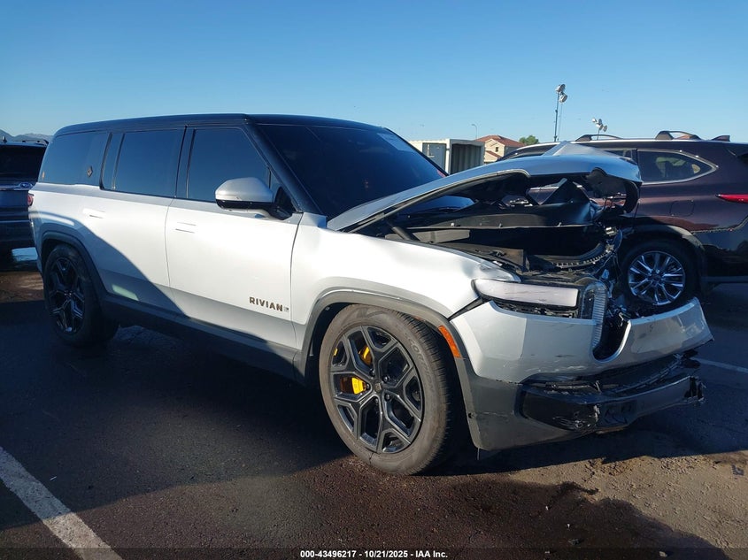2023 RIVIAN R1S ADVENTURE - 7PDSGABA7PN028495