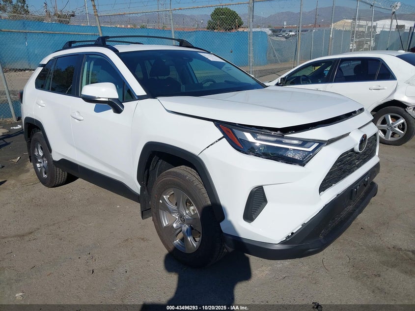 TOYOTA RAV4 XLE