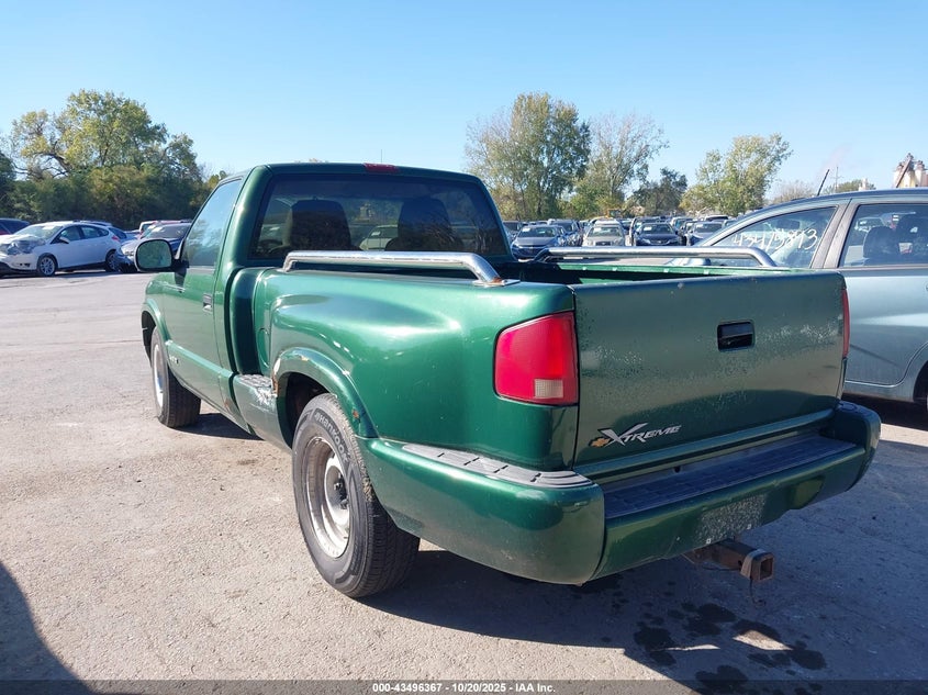 1997 Chevrolet S-10 Fleetside green truck gasoline 1GCCS1441V8100837 photo #4