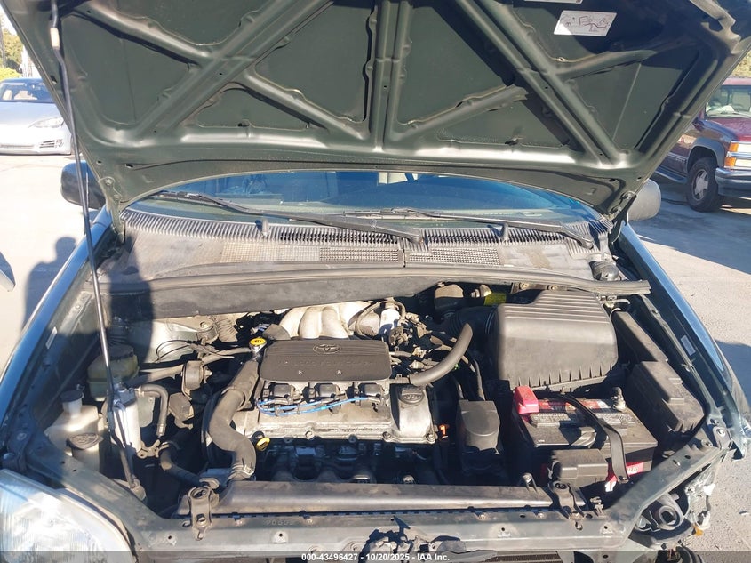 2000 Toyota Sienna Xle VIN: 4T3ZF13C9YU250376 Lot: 43496427