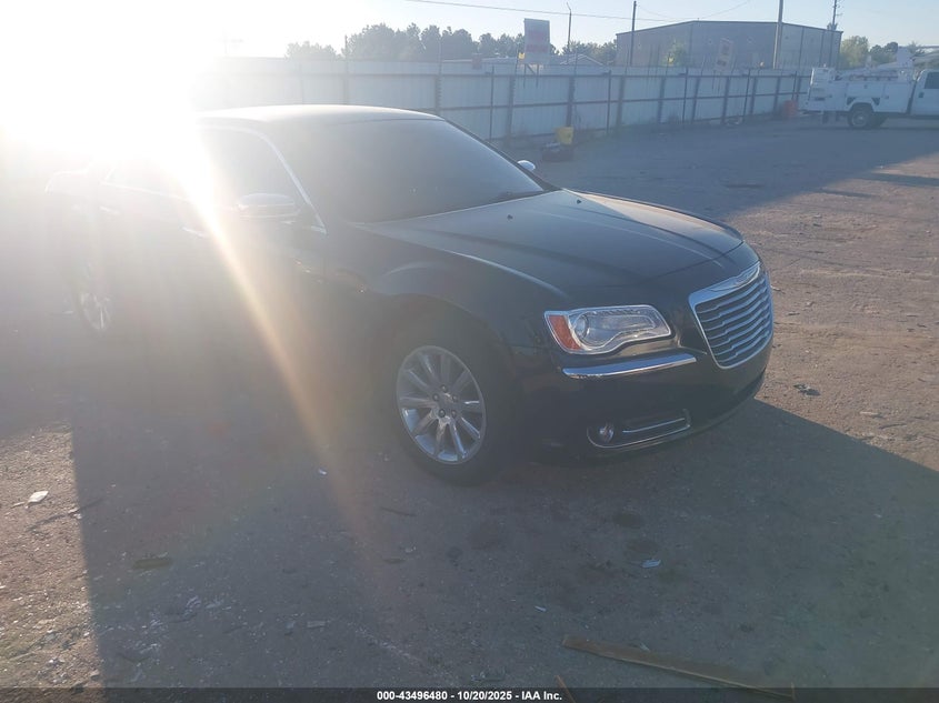 2013 CHRYSLER 300C - 2C3CCAET5DH673983