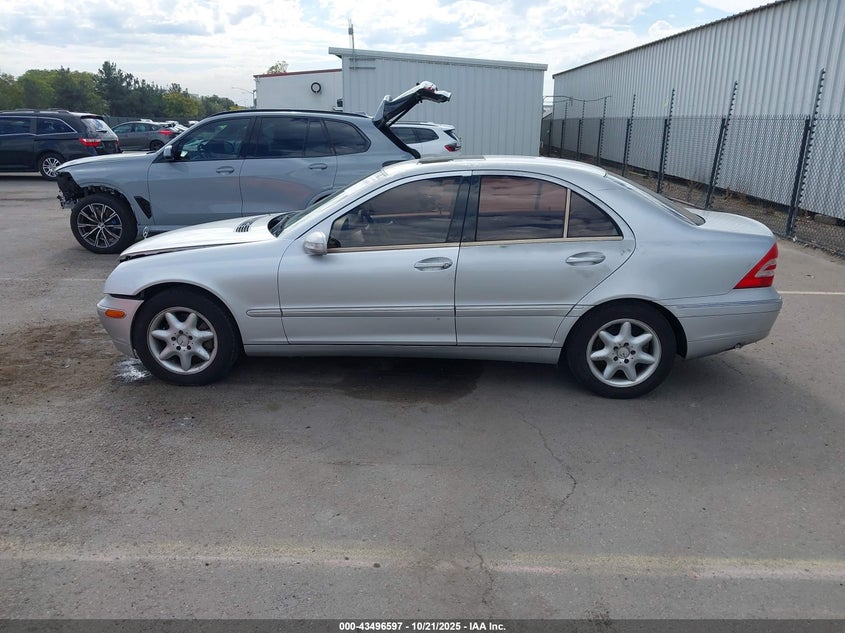 2004 Mercedes-Benz C 320 Sport VIN: WDBRF64JX4F507615 Lot: 43496597
