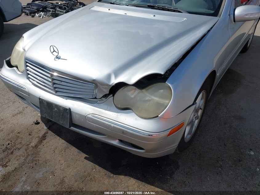 2004 Mercedes-Benz C 320 Sport VIN: WDBRF64JX4F507615 Lot: 43496597