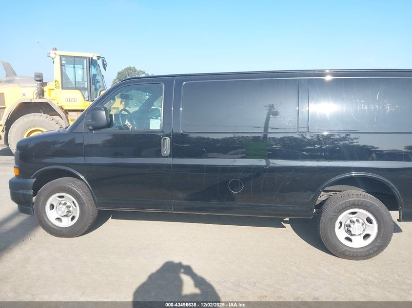 1GCWGAFF4H1302971 2017 CHEVROLET EXPRESS photo no. 14
